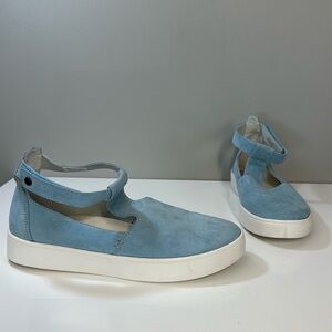 Spenco Indio Blue Suede T-Strap Sneakers Size 9